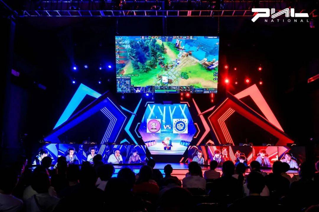 球队交锋时 球队交锋时