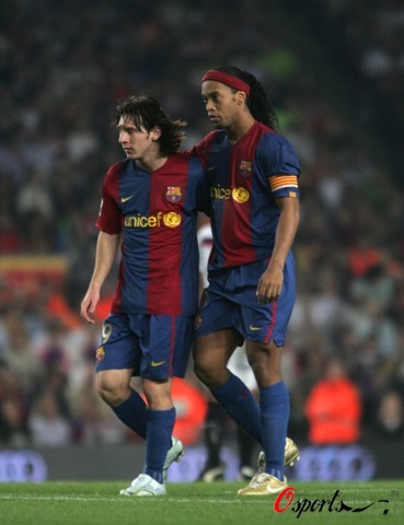 近一个身位 近一个身位